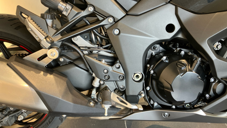 Kawasaki Ninja ZX1002KRFAN Special Colour Graphics (24MY)